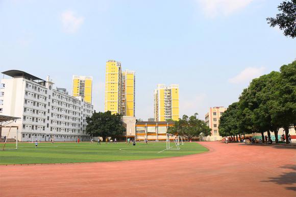 运动跑道 